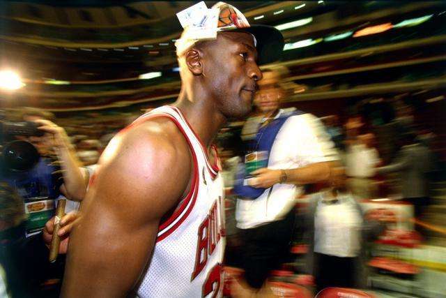 官宣：骑士一年合同签回TT 上赛季场均3.3+3.6