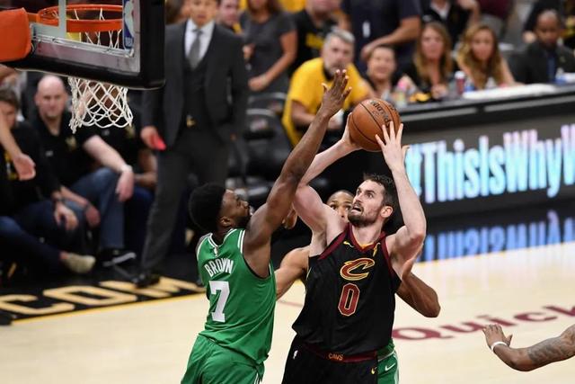 葡萄牙球星纳尼官宣退役 帮曼联4夺英超冠军