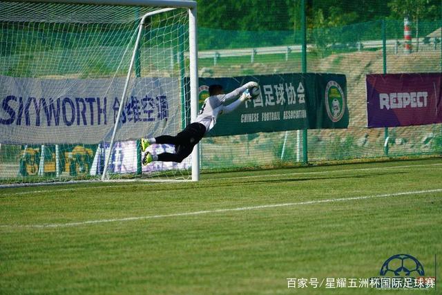 锡安仅4分鹈鹕大胜热火 康利21分森林狼克骑士